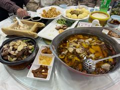 -大鸭梨烤鸭店(金顶街店)