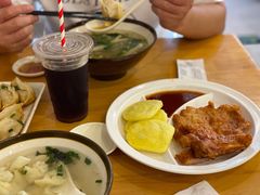 -小姜锅贴(凤凰街店)