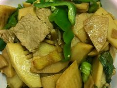 芭乐炒有机芦竹笋-甄御•海鲜新青岛菜(麦岛店)