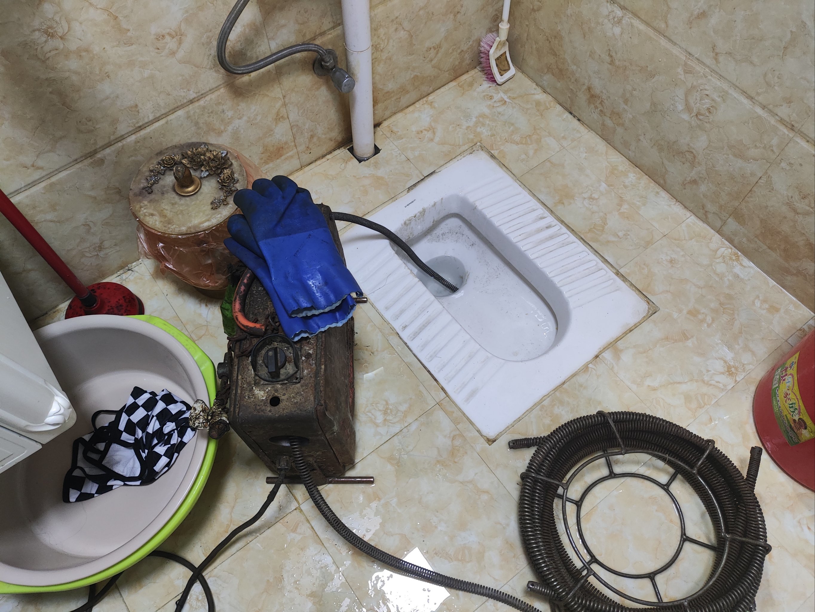 柳州靠谱疏通厕所马桶厨房管道疏通下水道