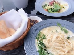 -卡普里披萨·牛扒·下午茶