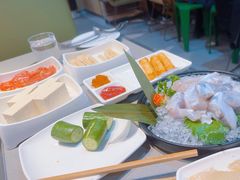 -海底捞火锅(杭州滨江九宜城店)