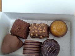 -Laderach 莱德拉(上海环贸iapm店)