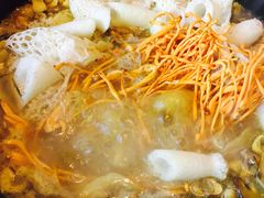 -菌海森林·非遗野生菌火锅(西山区滇池路摩根道店)