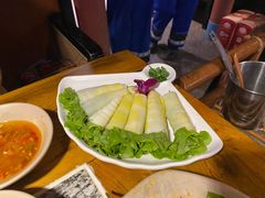 -老牌坊云南鱼豆花火锅(哈西万达店)
