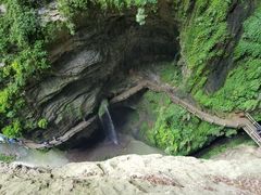 -龙水峡地缝景区