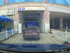 -龙阳广场-地下停车库