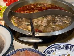 -沸炉重庆老火锅(军事博物馆店)