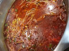 -味之溢美蛙仔姜兔·肥肠鱼•耗儿鱼(文星店)