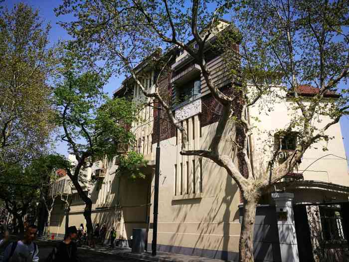 黄兴故居-"和朋友兜武康路的时候来参观的,很有味道布.