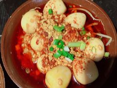 -巴四老城区炭火蛙锅(张江店)
