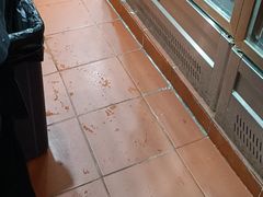 -肥肥虾庄·金牌油焖大虾(汉口城市广场店)