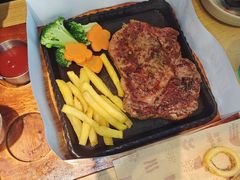 -菲滋意式餐厅(临平万达店)