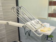 -上海仁爱医院口腔科 · 种植