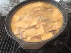 -蘑统田下·野生菌火锅