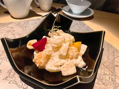 菠萝虾球-穹六人间 people 6(岳阳路店)