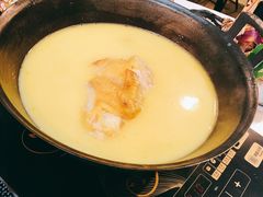 -鲜入围煮花胶鸡海鲜火锅