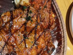 纽西兰SFF珍藏级战斧牛扒-MR.ROCKY洛奇先生RESTAURANT&BAR(宝安壹方城店)