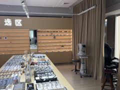 -鲸渝眼镜·浅目视光(春熙路店)