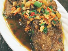 油炸臭豆腐-湘肠香火锅店(团结湖店)