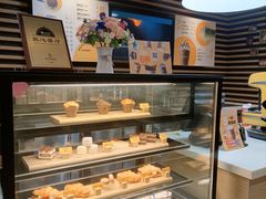 面包甜点陈列柜-麦当劳(西单明珠店)