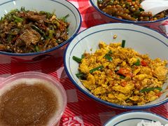 -荆九爷爆炒桥头三嫩(云南北路店)