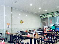 -继红顺河抄手名小吃