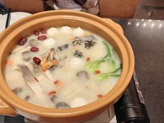 秀水浓汤鱼头皇（半个）-羡餐厅