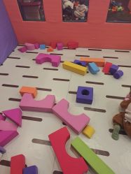 -孩子王童乐园(余姚万达店)