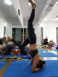 -亚太瑜伽普拉提学院