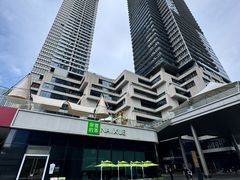 门面-奈雪的茶(中储能店)