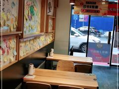 靠窗位-鸭得堡老鸭汤·鸭血粉丝(凤凰西街店)
