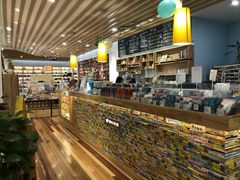 -猫的天空之城概念书店(印象城购物中心店)