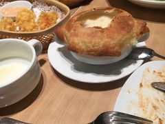 -必胜客(漕宝路店)