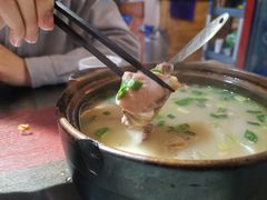 瓦罐猪肚鸡-手抄板凳江南菜(湖滨商业街店)
