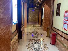 -皇宫大酒店