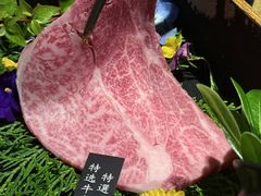 -山川小町·极番烧肉(新地假日广场店)
