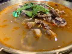 -顶顶汤火牛排火锅·经典铜锅涮肉