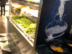 自助取餐区-昆山琶拉帝诗酒店·河畔咖啡厅Riverside Cafe