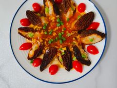 -鲸鱼妈妈月嫂/育婴师定制