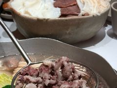 -左庭右院鲜牛肉火锅(金山万达店)