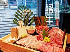 -铭牛烧肉·和牛海鲜自助(高新月牙湖店)