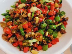 -独一佳老胡湘菜馆(矿山路店)