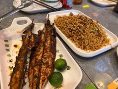 -威记烧嘢·南宁烧烤·超级生牛(绿地店)
