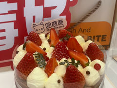 -圆鹿鹿·鲜果半糖蛋糕(常平店)
