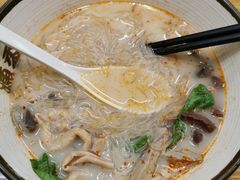 全家福老鸭粉丝汤-鸭味先老鸭粉丝馆(瑞金路二号四号小区店)