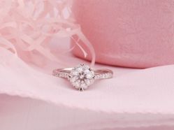 QQ图片20131018143504-威德钻石-克拉钻大本营(南京东路店)