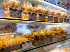 -白玉兰食品甜凤店(合生汇店)