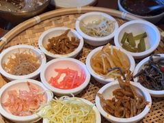 -包整·丝娃娃(一览甲秀楼风景店)