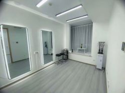 -LILI·HAIR SALON理理造型